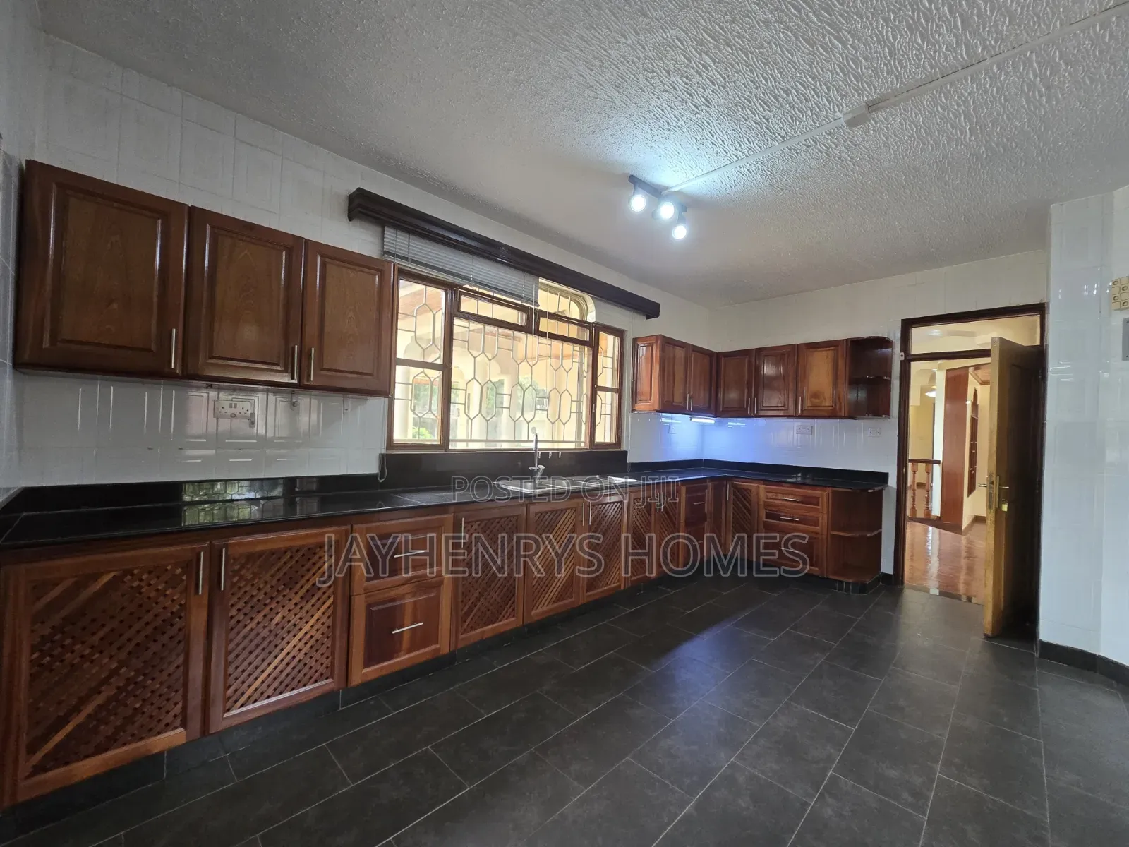 5bdrm House in Runda for sale