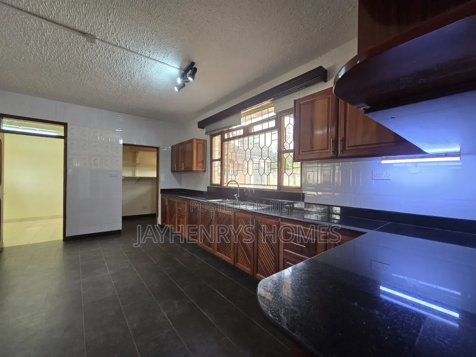 5bdrm House in Runda for sale