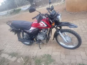 New Honda XL 125 2024 Red