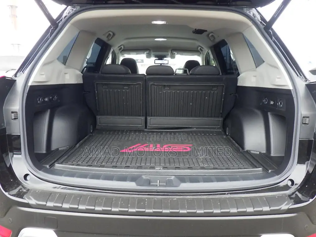 Subaru Forester 2019 Black