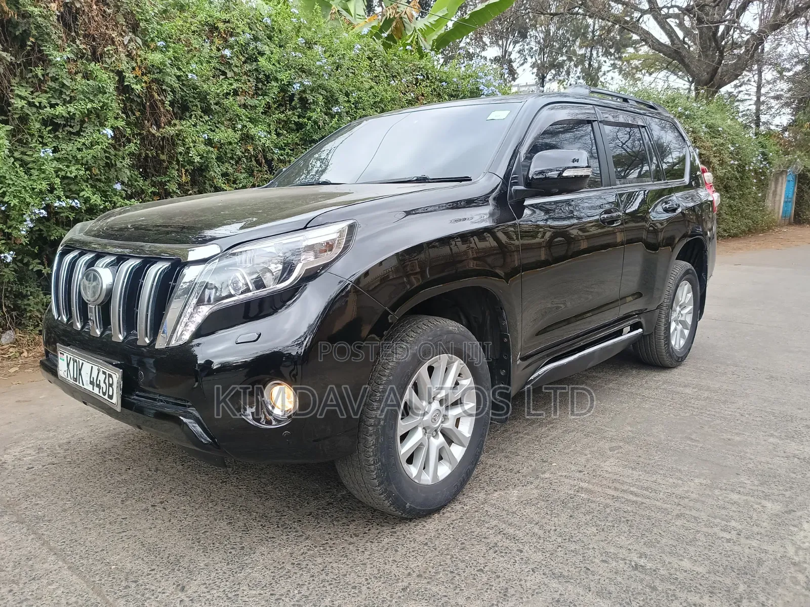 Toyota Land Cruiser Prado 2.8 D-4D 2016 Black