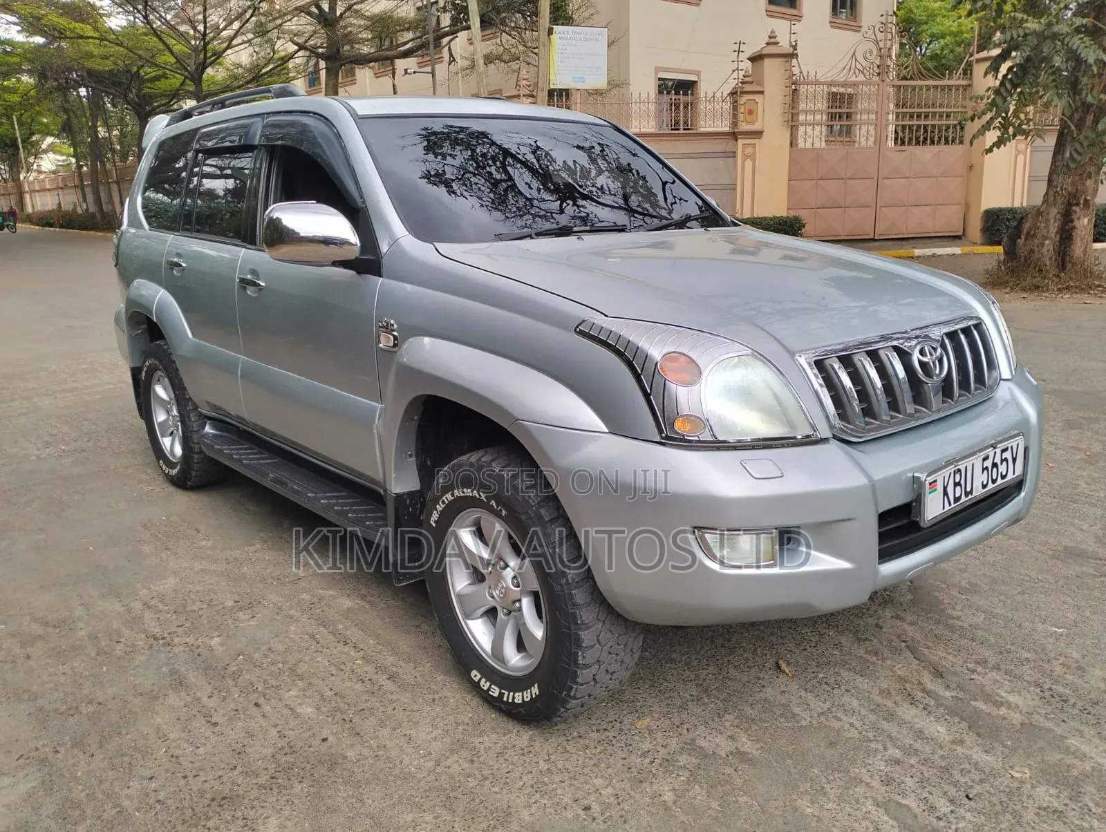 Toyota Land Cruiser Prado 3.0 D-4D 5dr 2006 Gray