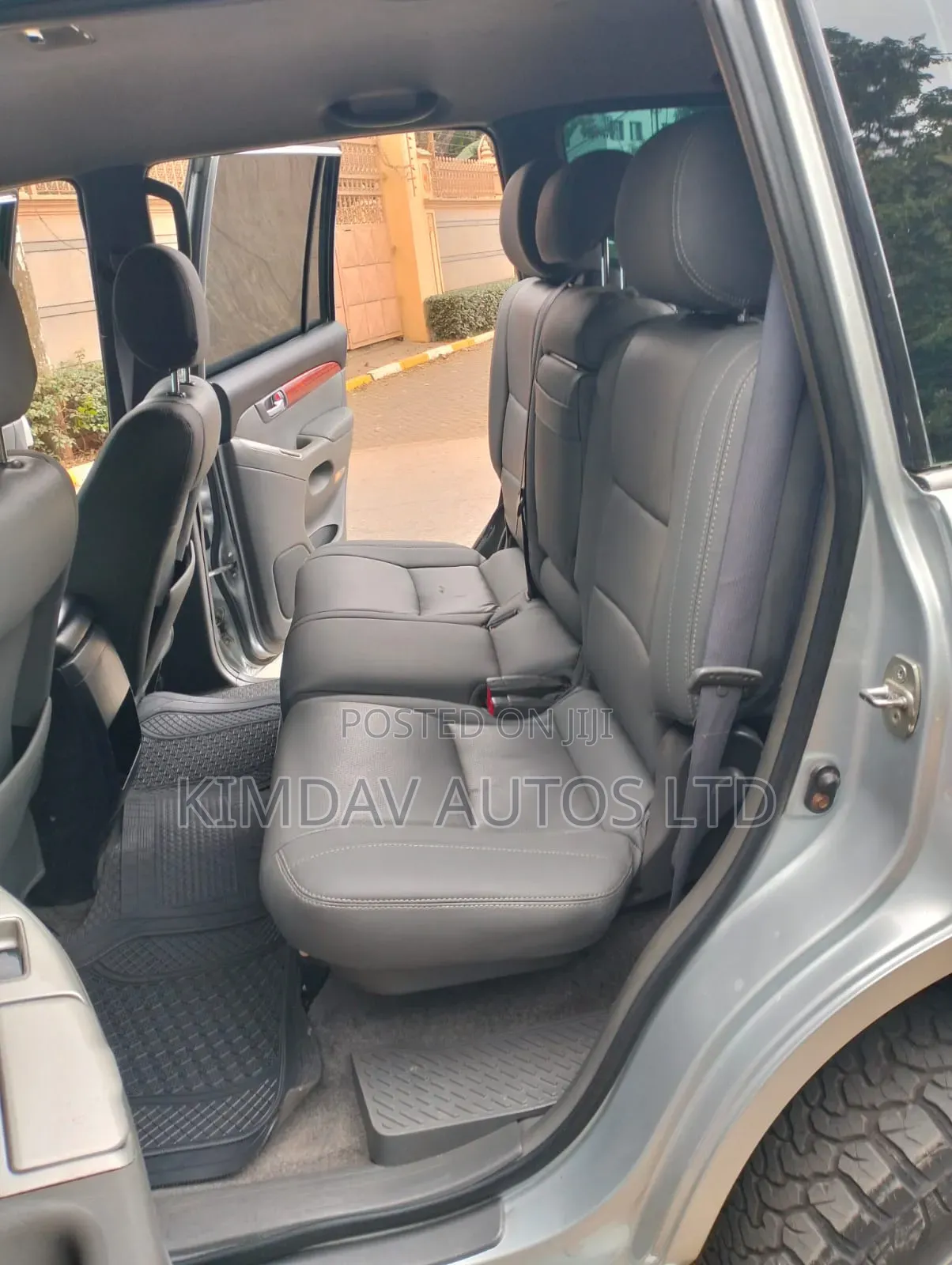 Toyota Land Cruiser Prado 3.0 D-4D 5dr 2006 Gray