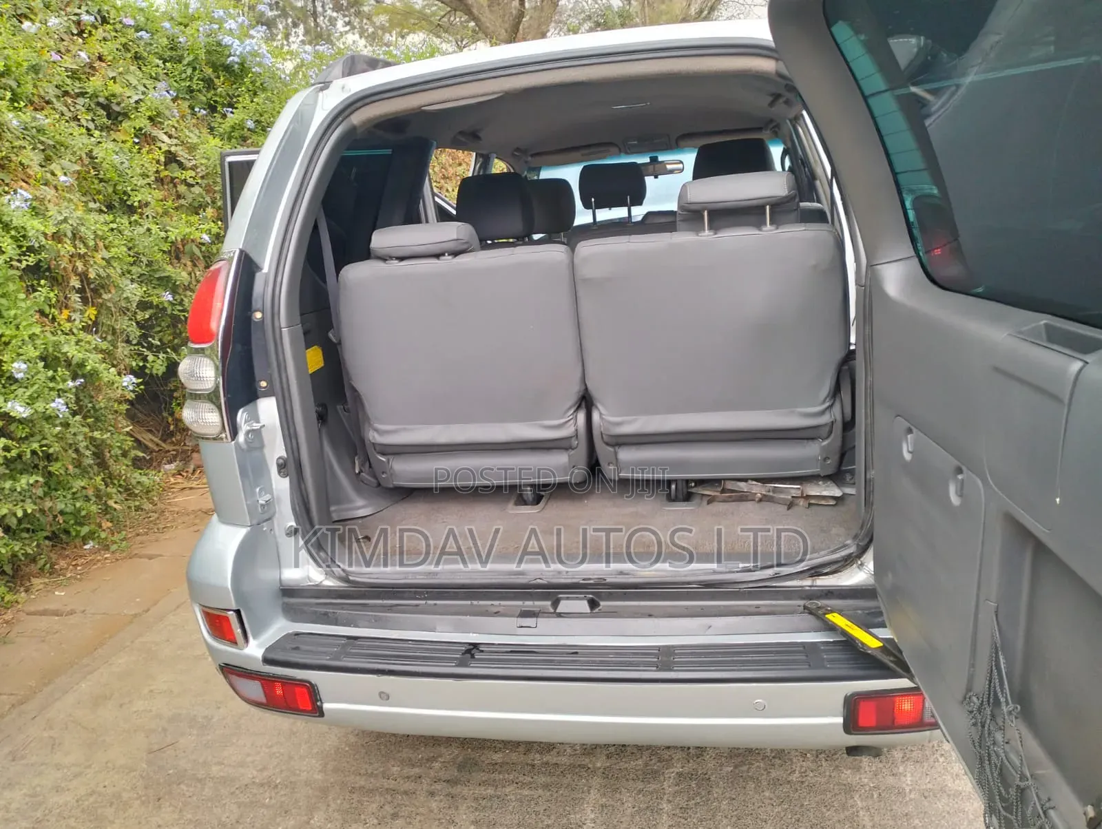 Toyota Land Cruiser Prado 3.0 D-4D 5dr 2006 Gray