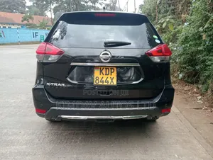 Nissan X-Trail 2.0 Petrol FWD 2018 Black