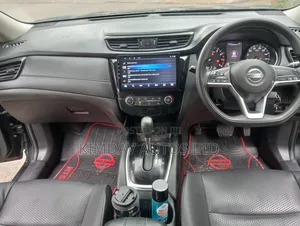 Nissan X-Trail 2.0 Petrol FWD 2018 Black