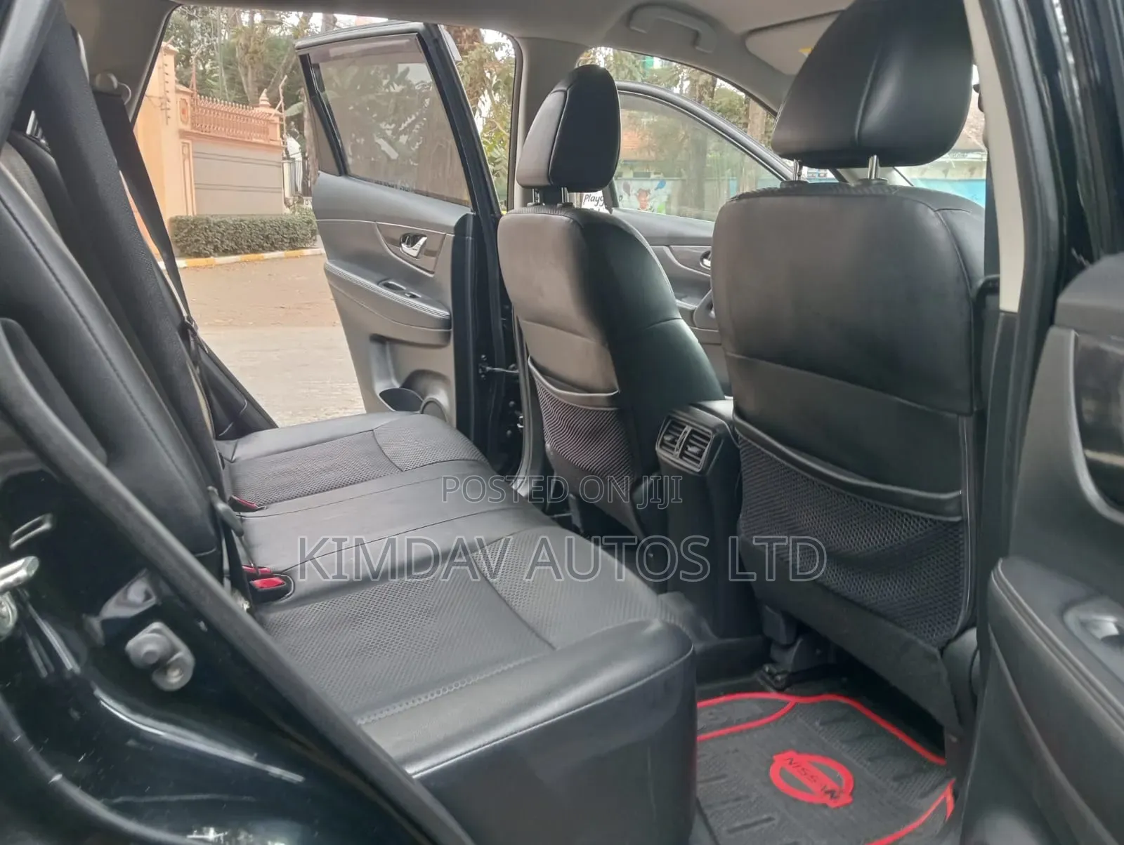 Nissan X-Trail 2.0 Petrol FWD 2018 Black
