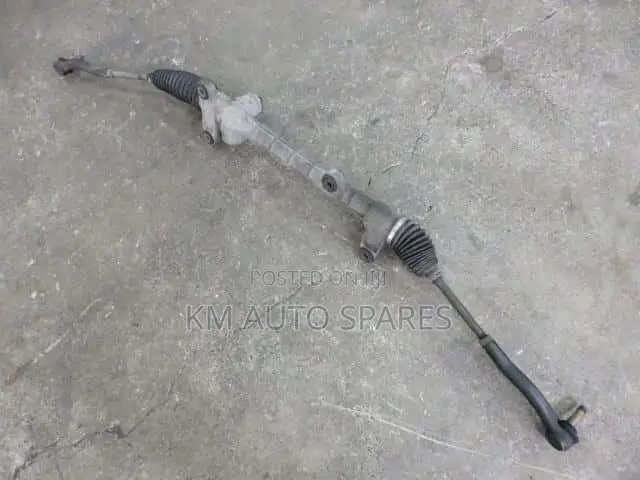 Toyota Fielder Steering Rack.