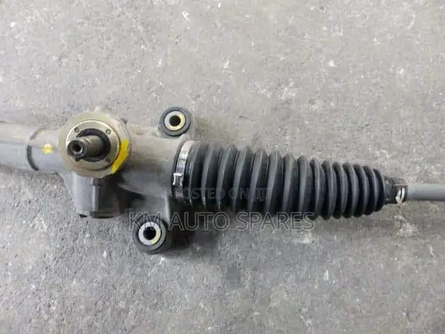 Toyota Fielder Steering Rack.