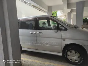 Nissan Serena 2005 Gray