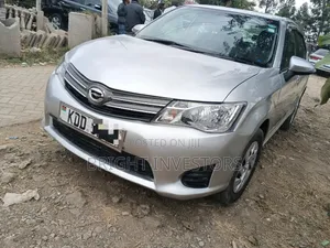 Toyota Axio 2014 Silver