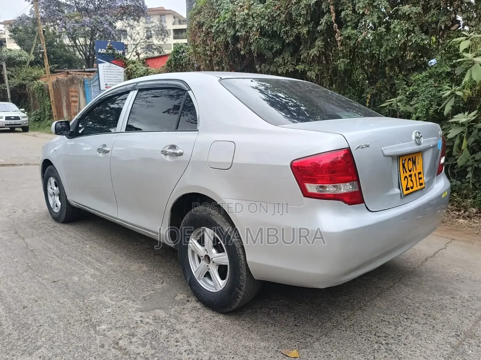 Toyota Axio 2010 Silver