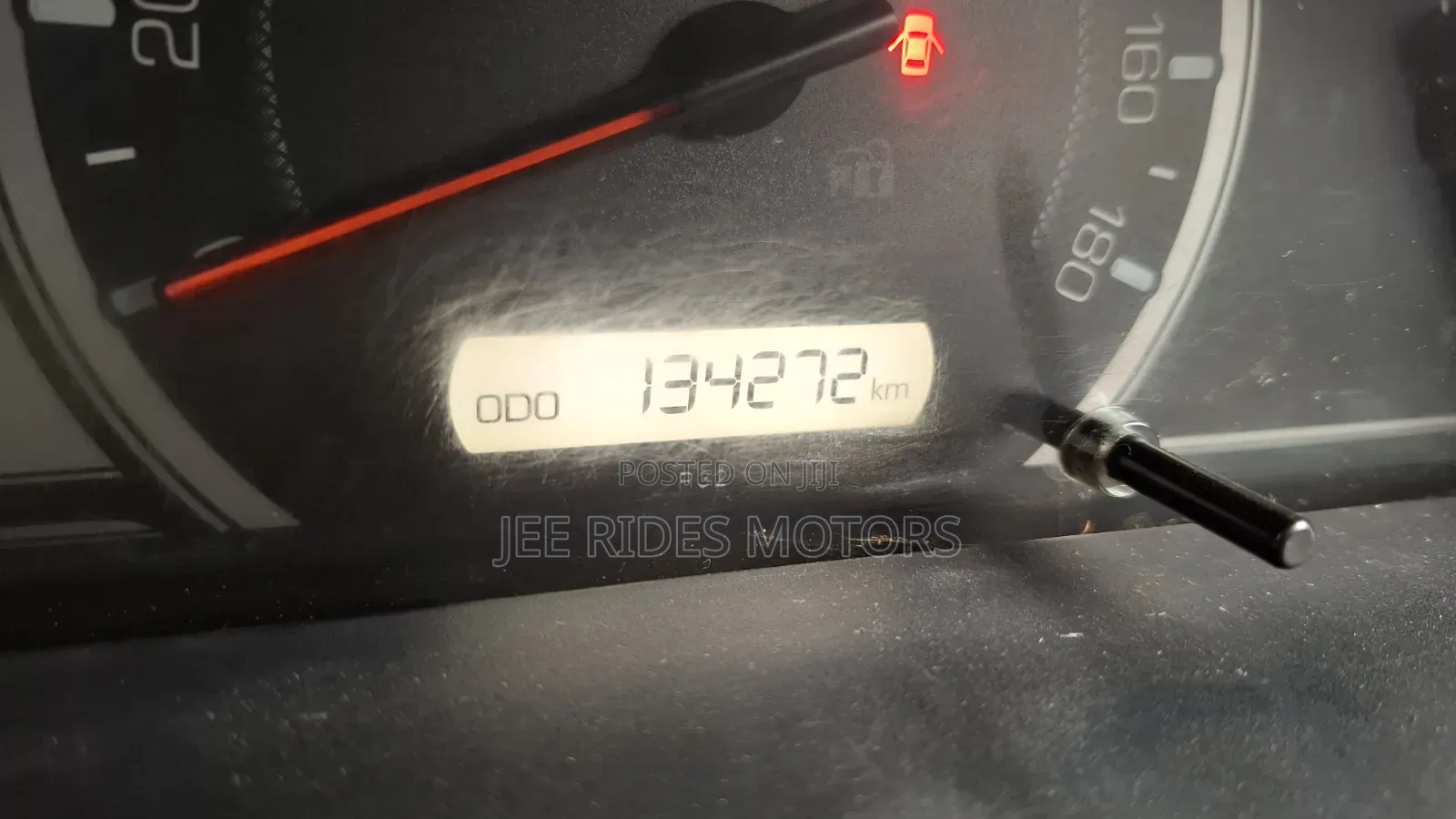 Toyota Noah 2.0 FWD (8 Seater) 2015 Silver