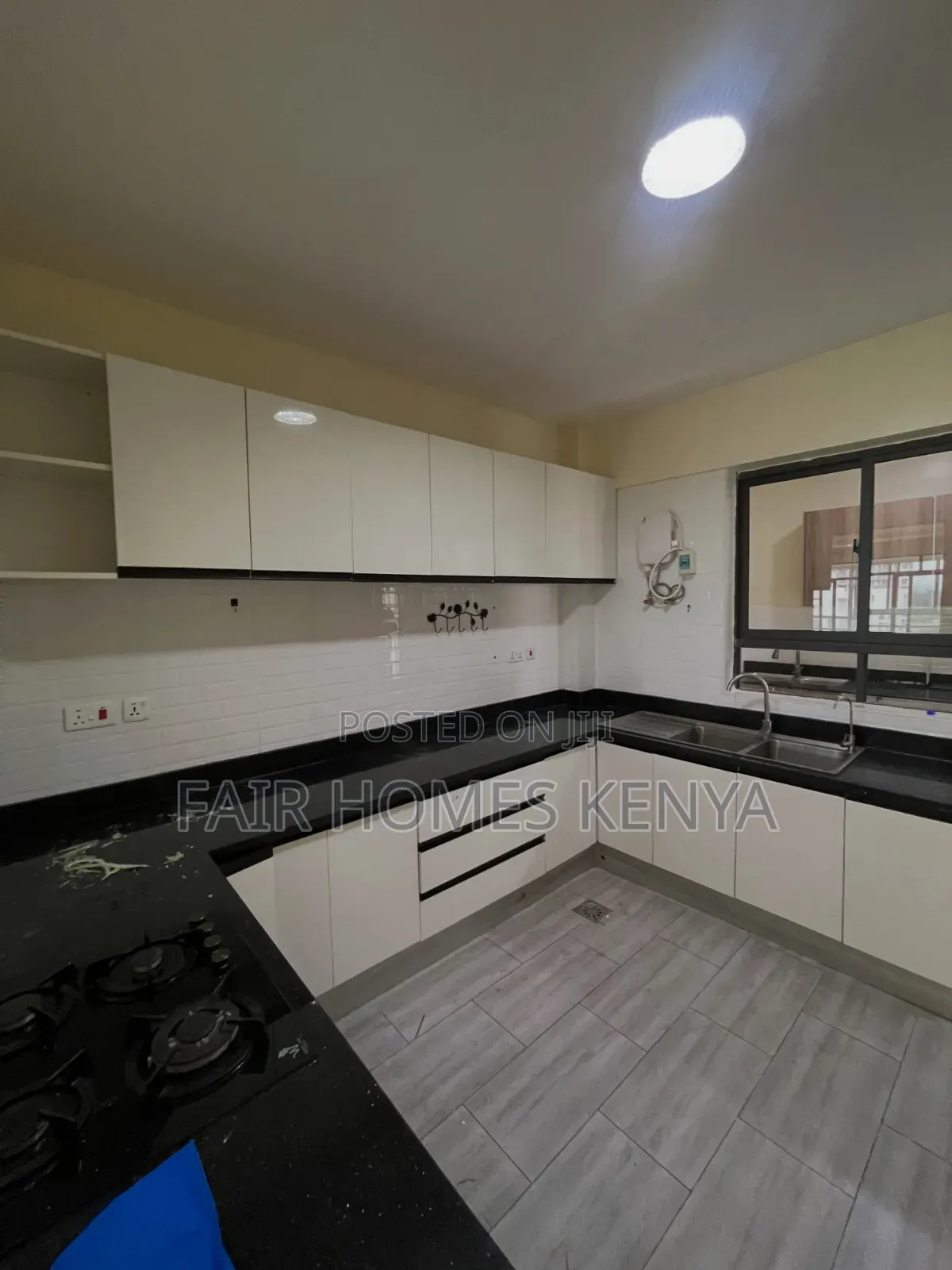 4bdrm Apartment in Gitanga Road, Valley Arcade for rent
