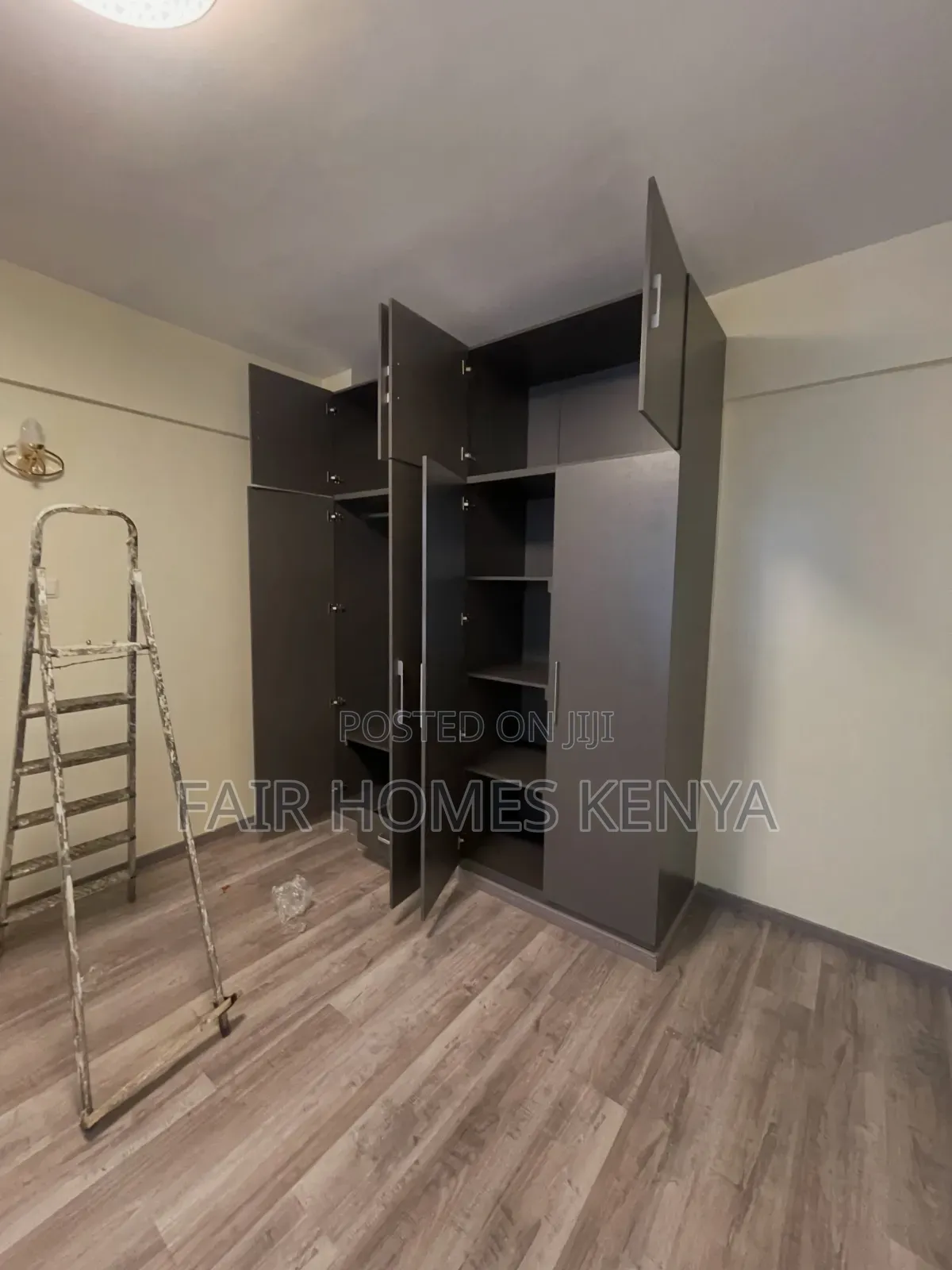 4bdrm Apartment in Gitanga Road, Valley Arcade for rent