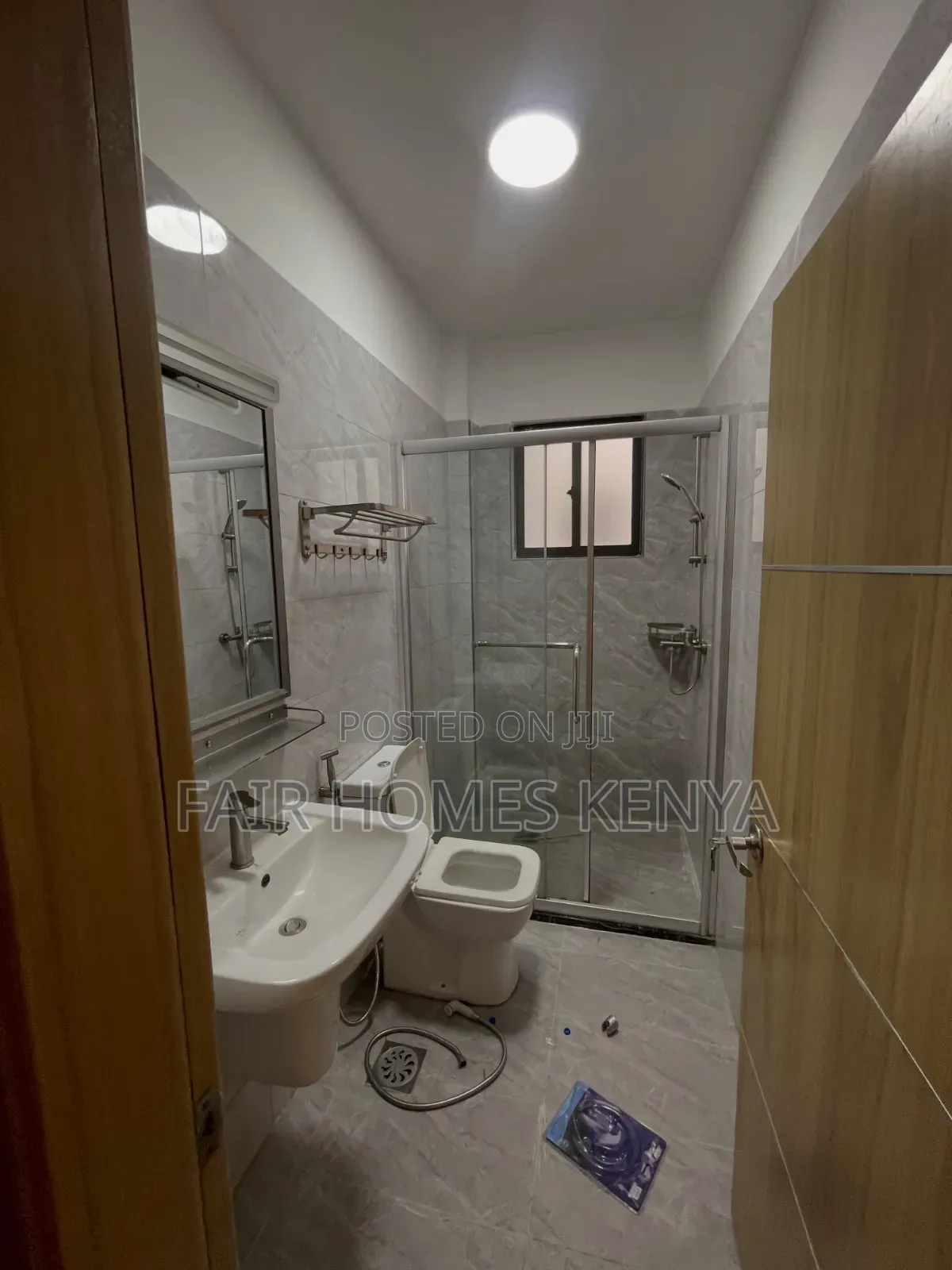 4bdrm Apartment in Gitanga Road, Valley Arcade for rent
