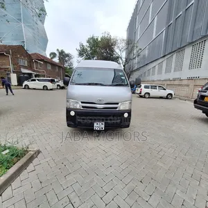 Toyota HiAce 2012 Silver