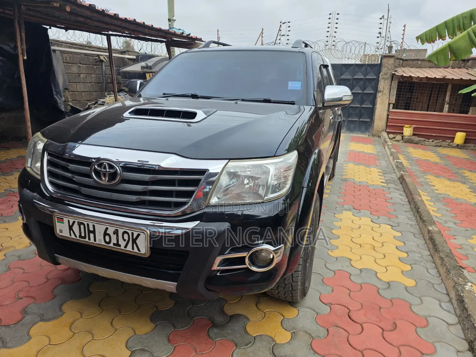 Toyota Hilux 3.0 D-4D 4x4 2015 Black