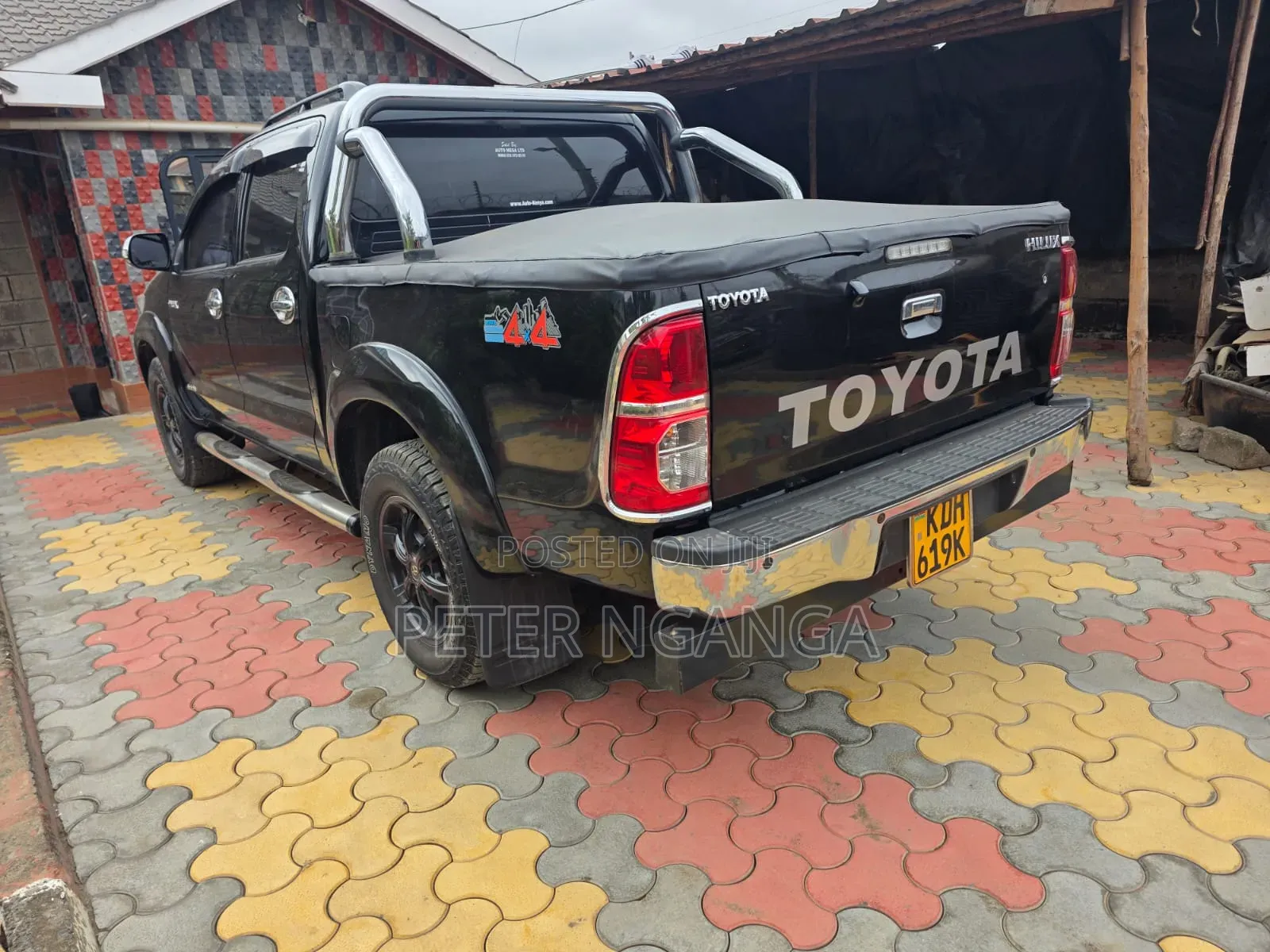 Toyota Hilux 3.0 D-4D 4x4 2015 Black