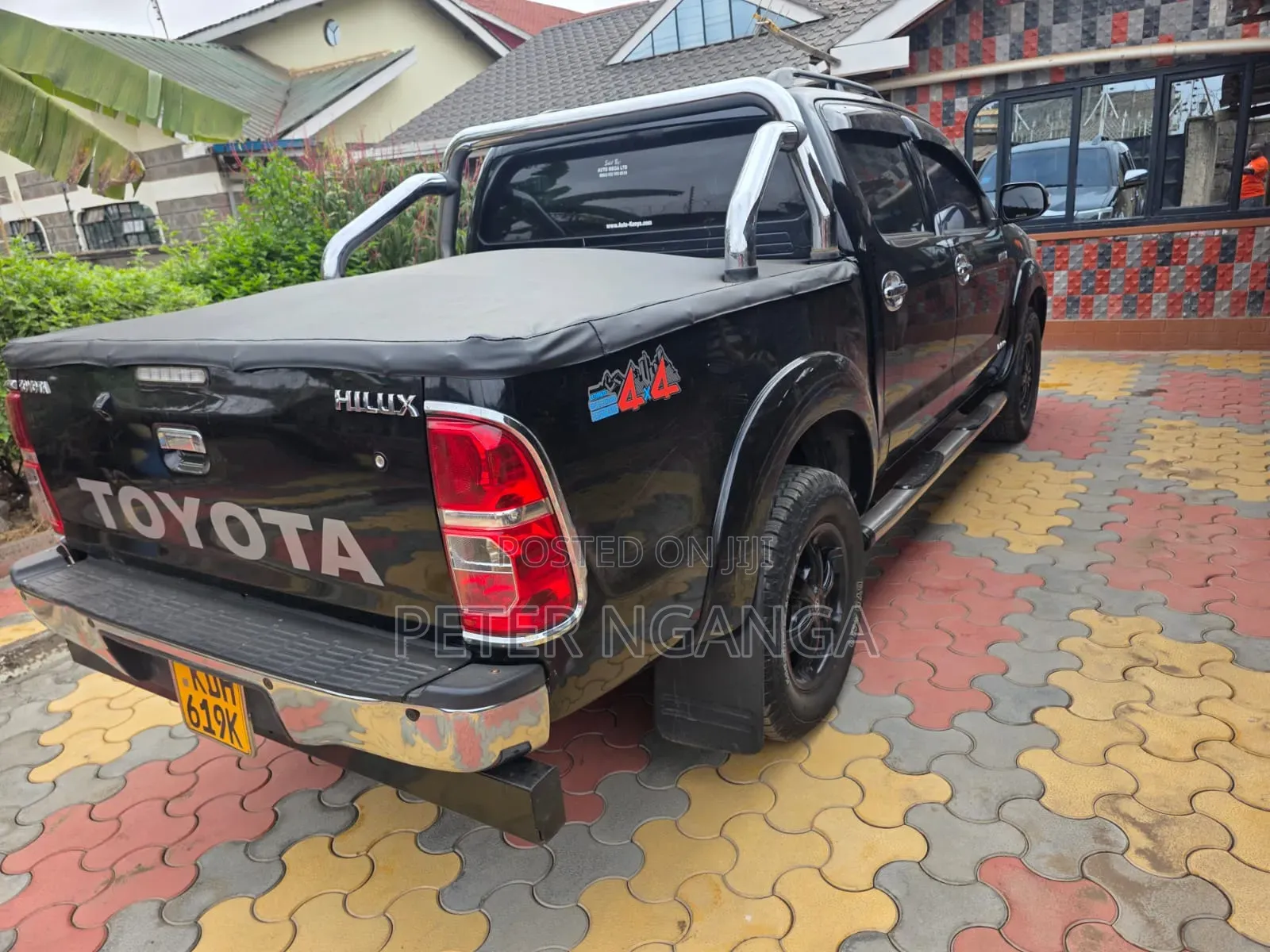 Toyota Hilux 3.0 D-4D 4x4 2015 Black