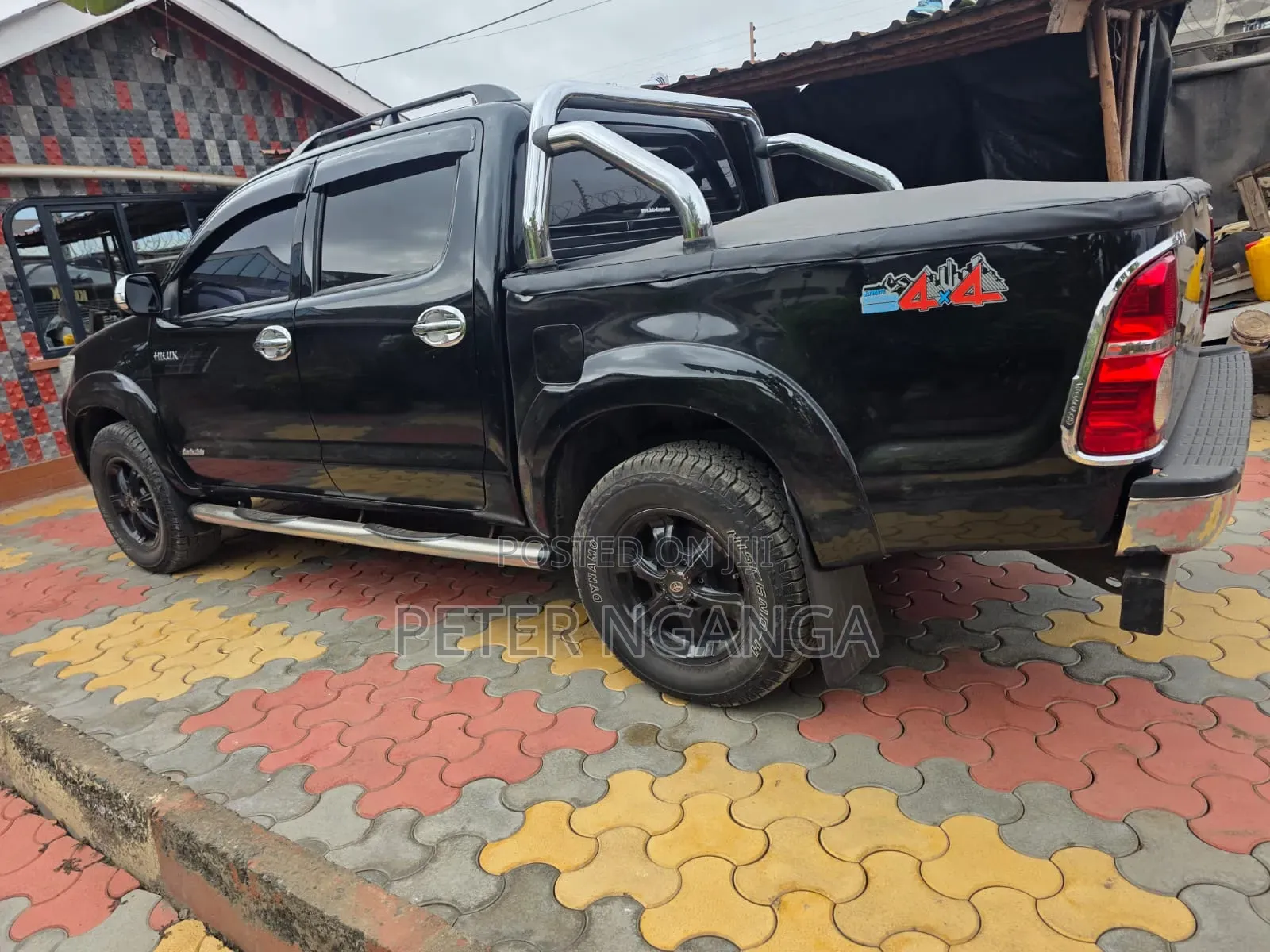 Toyota Hilux 3.0 D-4D 4x4 2015 Black