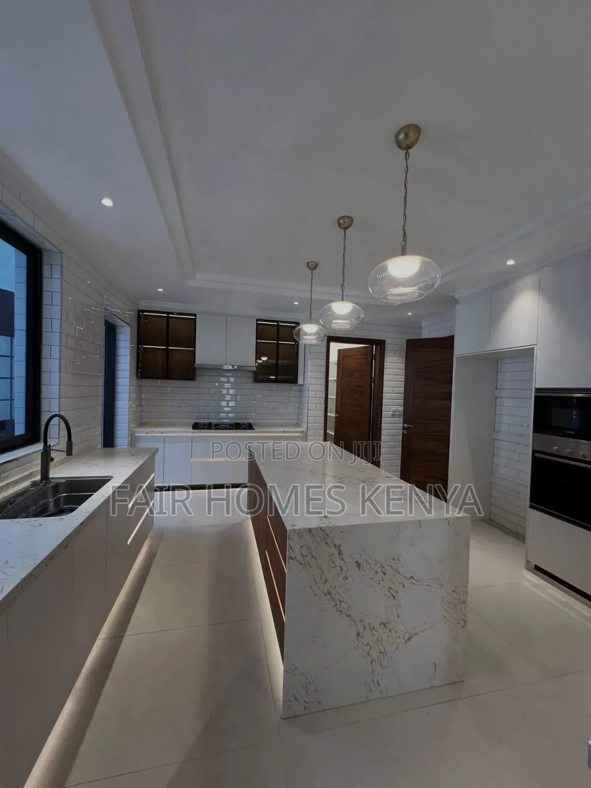 5bdrm Townhouse / Terrace in Lavington Green, Muthangari for rent
