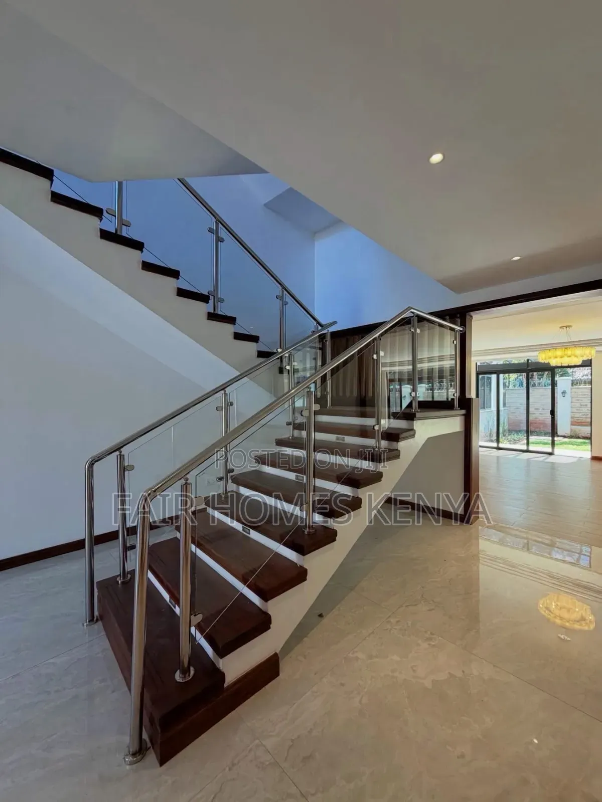 5bdrm Townhouse / Terrace in Lavington Green, Muthangari for rent