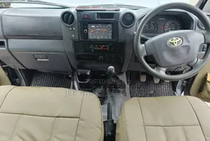 Toyota Land Cruiser 79 Series 2014 White