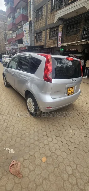 Nissan Note 2010 Silver