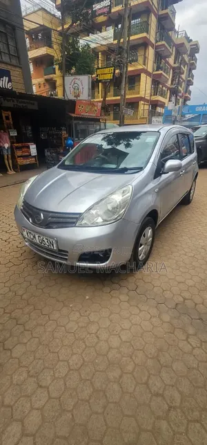 Nissan Note 2010 Silver