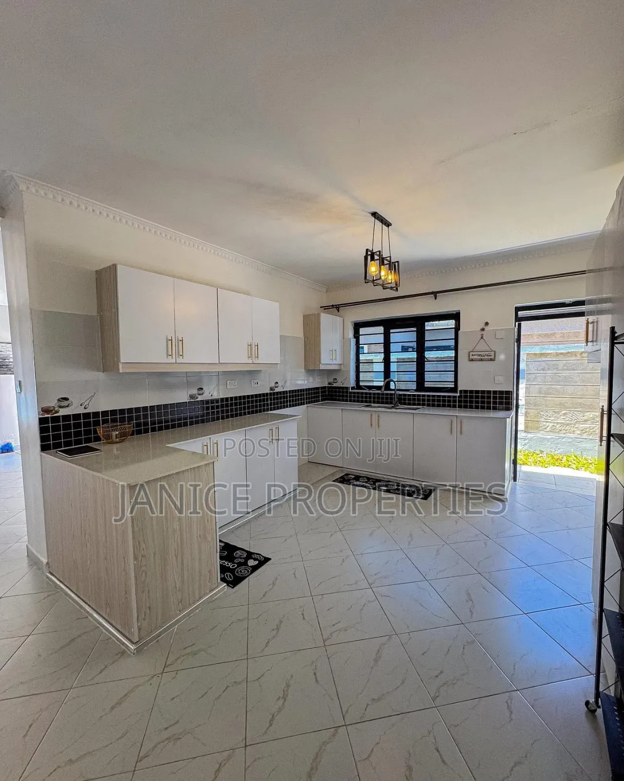 4bdrm Bungalow in Elite Estate, Kimbo for sale