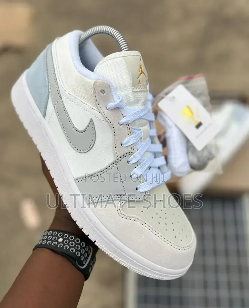 Air Jordan 1 PSG Low Sneakers