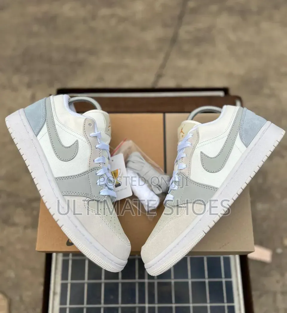Air Jordan 1 PSG Low Sneakers