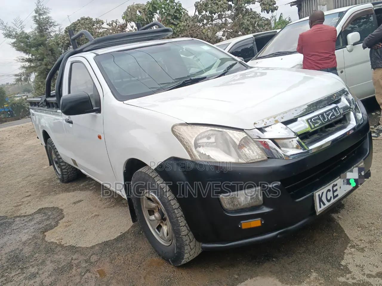 Isuzu D-MAX 2011 White