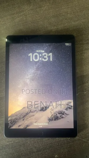 Apple iPad (2025) 128 GB Gray