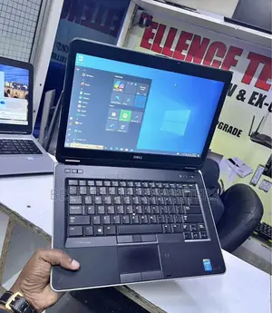 Laptop Dell Latitude E6440 8GB Intel Core i7 SSD 256GB