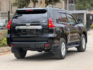 Toyota Land Cruiser Prado 2.7 2019 Black