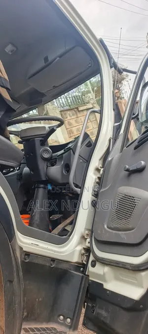 Isuzu FRR 90