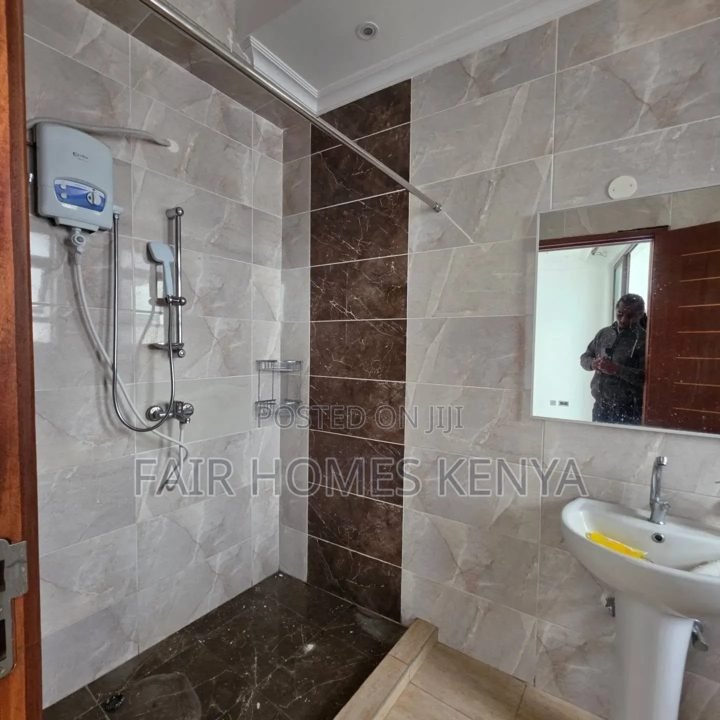 3bdrm Apartment in Nyeri Road, Kileleshwa for rent