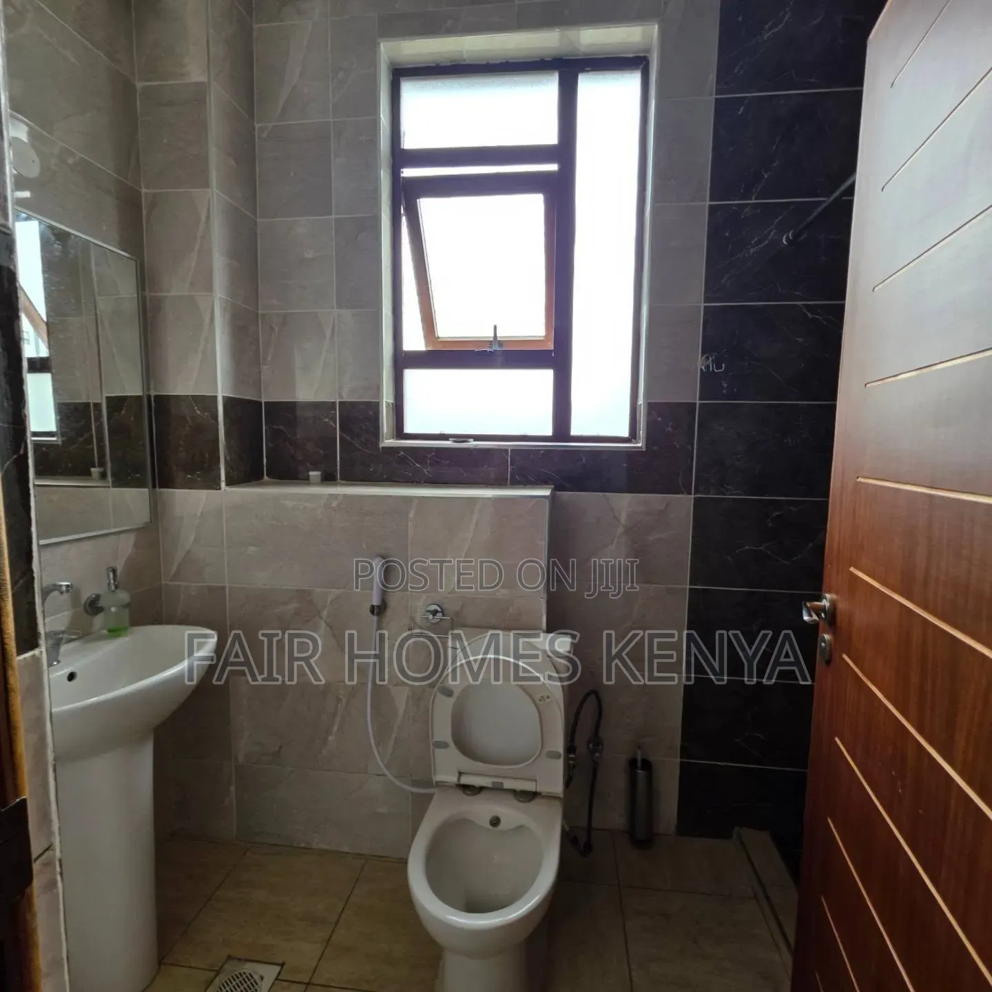 3bdrm Apartment in Nyeri Road, Kileleshwa for rent