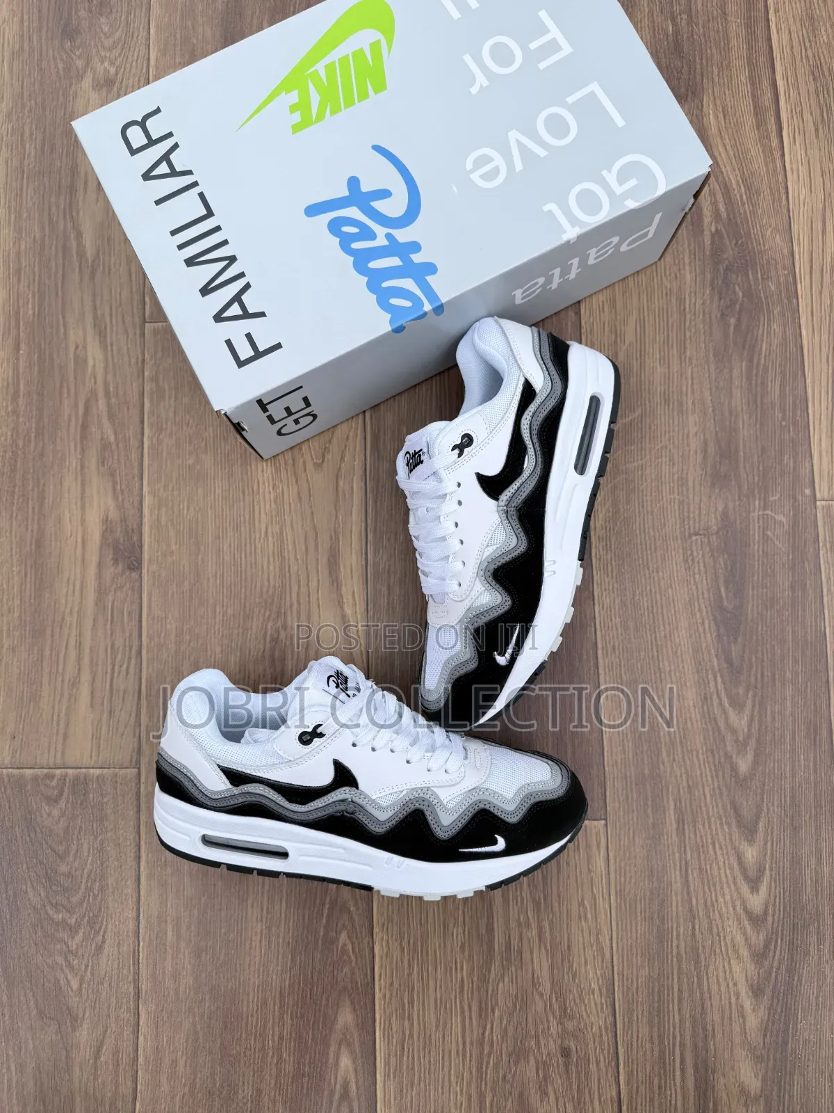Nike Air Max 1 Patta "Black White" Sneakers