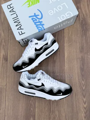 Nike Air Max 1 Patta "Black White" Sneakers