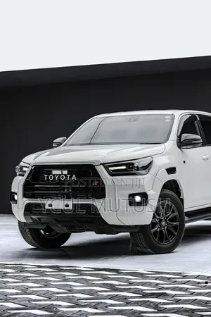 Toyota Hilux 2.4 Diesel 2020 White