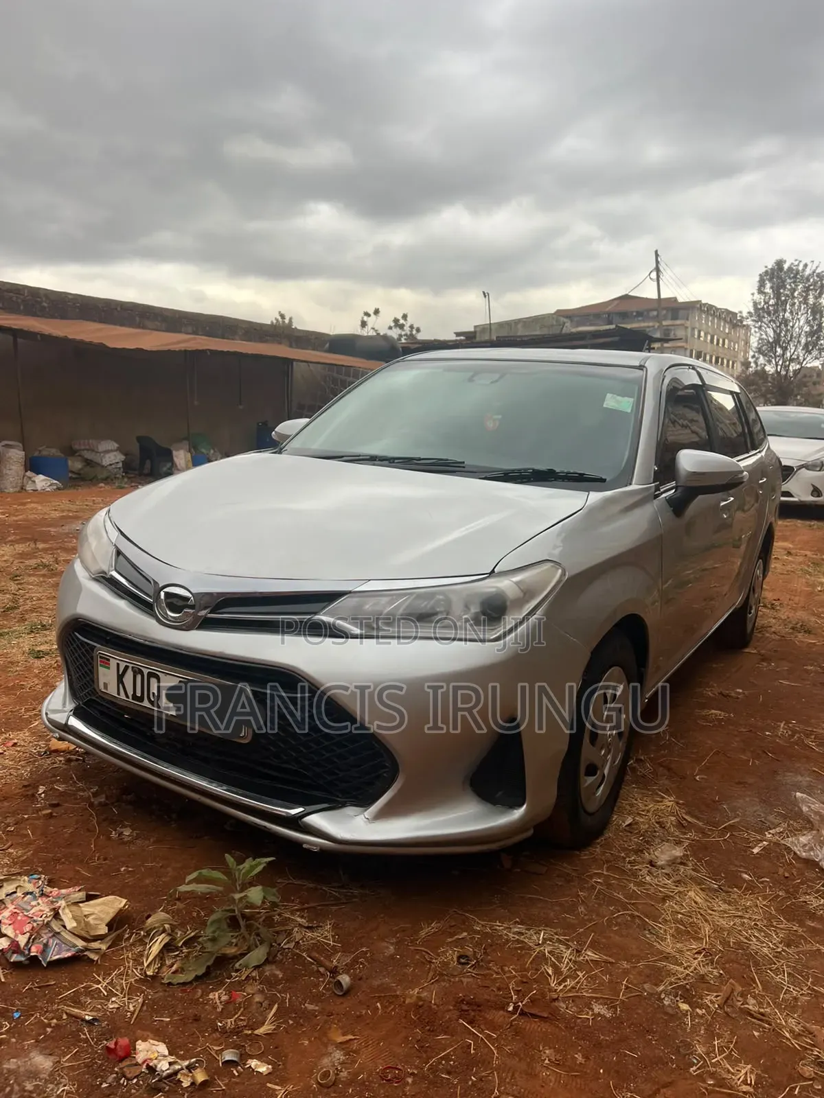 Toyota Corolla Fielder 1.5 Hybrid FWD 2018 Silver