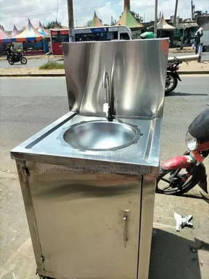 Stainless Steel Hand Washing Station Sink Size 600mm by 600mm by 900mm