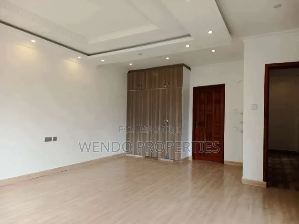 4bdrm Villa in Karen for rent