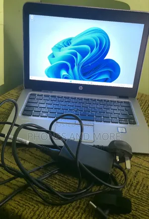 Laptop HP EliteBook 820 G4 8GB Intel Core i5 SSD 128GB