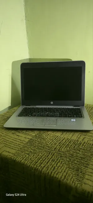 Laptop HP EliteBook 820 G4 8GB Intel Core i5 SSD 128GB