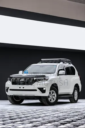 Toyota Land Cruiser Prado 2.8 2021 White