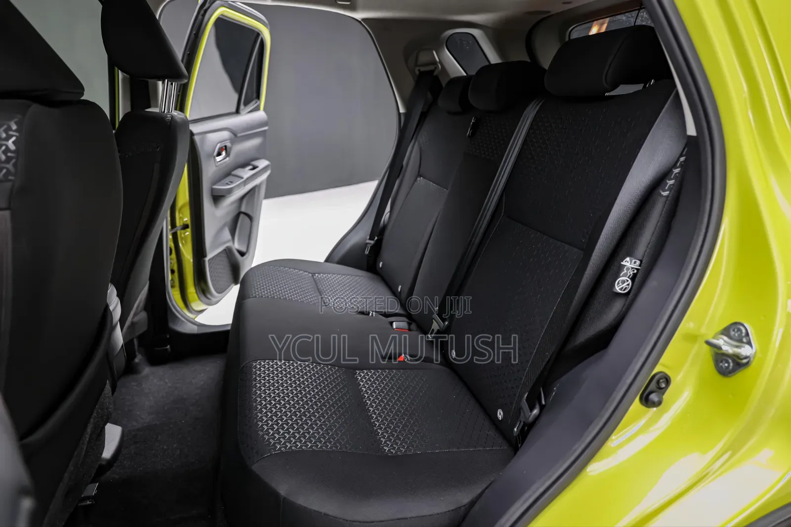 Toyota Raize 2021 Yellow